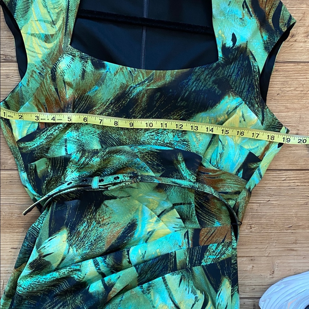 Cache Green Fitted Cocktail Dress Size 14 w/ Belt - Picture 9 of 11